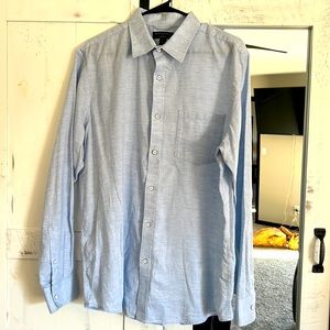Banana Republic men’s button-down shirt. Brushed cotton. Size large